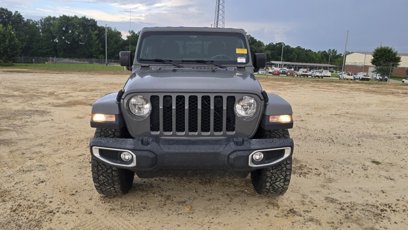 Used 2021 Jeep Gladiator Sport