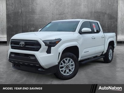 New 2024 Toyota Tacoma SR5