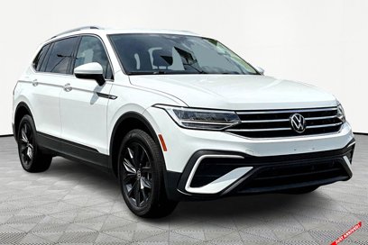 Used 2024 Volkswagen Tiguan SE
