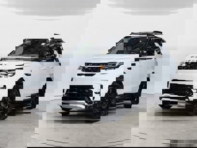 New 2025 Land Rover Discovery Dynamic SE
