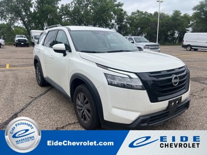 Used 2022 Nissan Pathfinder SV