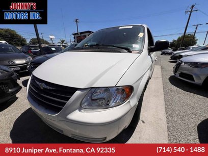 Used 2005 Chrysler Town & Country