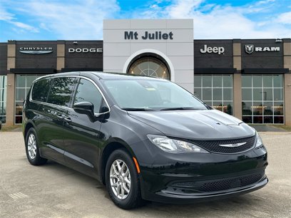 New 2025 Chrysler Voyager LX