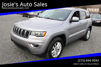 Used 2017 Jeep Grand Cherokee Laredo w/ Quick Order Package 23E