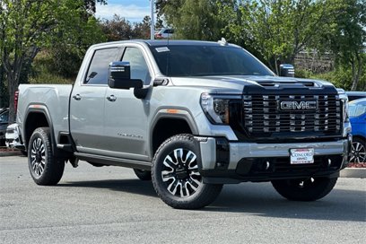 New 2025 GMC Sierra 2500 Denali Ultimate w/ Max Trailering Package