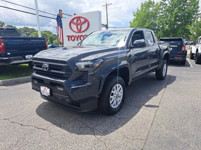New 2025 Toyota Tacoma SR5