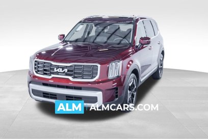 Used 2024 Kia Telluride S w/ S Sunroof Package