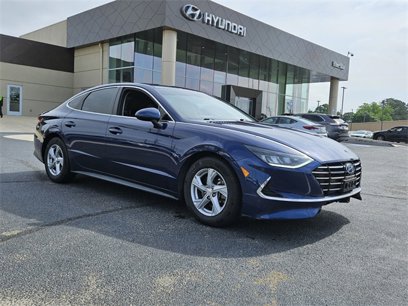 Used 2020 Hyundai Sonata SE w/ Cargo Package