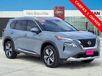 Certified 2022 Nissan Rogue Platinum w/ Head-Up Display Package