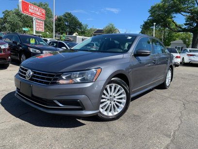 Used 2016 Volkswagen Passat 1.8T SE