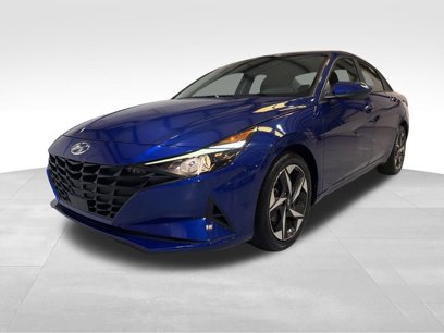 Used 2023 Hyundai Elantra SEL w/ Convenience Package