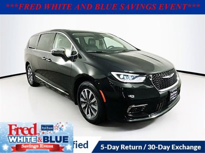 Used 2023 Chrysler Pacifica Limited
