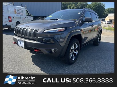 Used 2016 Jeep Cherokee Trailhawk w/ Comfort/Convenience Group