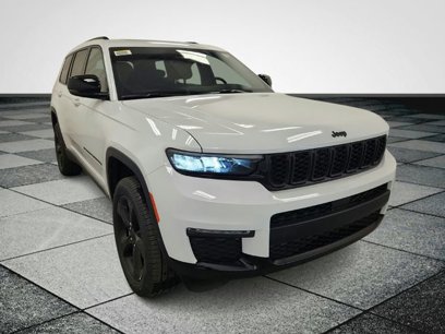 New 2025 Jeep Grand Cherokee L Limited w/ Black Appearance Package