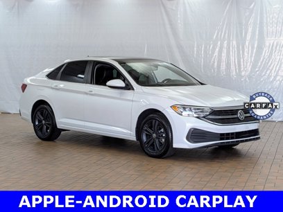 Used 2022 Volkswagen Jetta SE w/ Panoramic Sunroof Package