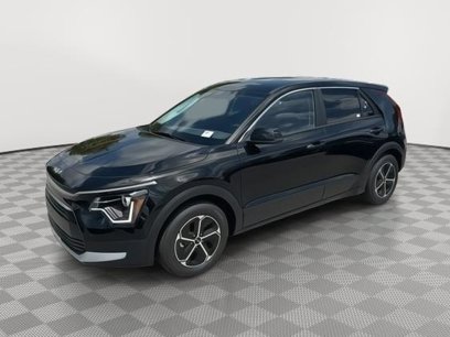 New 2025 Kia Niro LX
