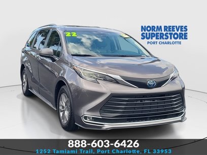 Used 2022 Toyota Sienna XLE