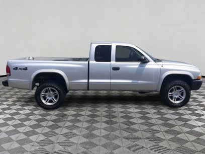 Used 2003 Dodge Dakota SXT