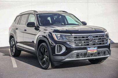 New 2025 Volkswagen Atlas SE