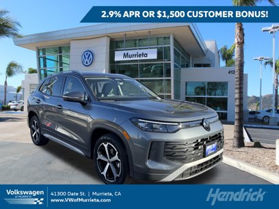 New 2025 Volkswagen Tiguan SE