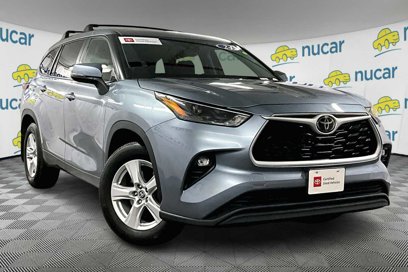 Certified 2024 Toyota Highlander LE