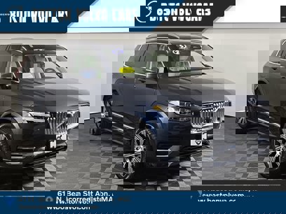 New 2025 Volvo XC90 B6 Plus w/ Protection Package Premier