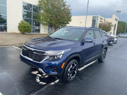 New 2025 Kia Seltos EX w/ EX Sunroof Package