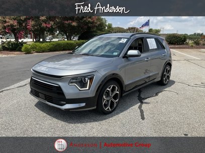 Used 2024 Kia Niro EX Touring