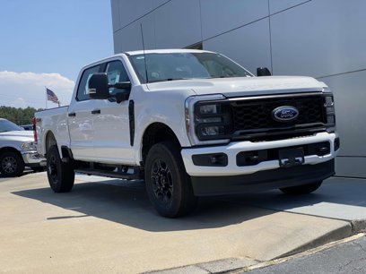 New 2025 Ford F250 4x4 Crew Cab Super Duty
