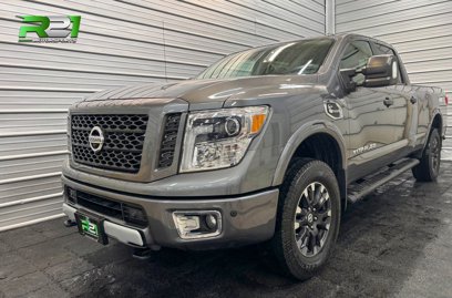 Used 2019 Nissan Titan PRO-4X w/ Pro-4x Convenience Package