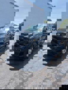 New 2025 Toyota Tacoma SR5