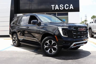 New 2025 GMC Yukon AT4