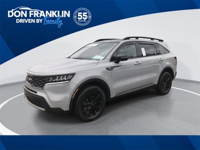 Used 2023 Kia Sorento S w/ Panoramic Sunroof Package