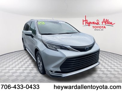 Certified 2023 Toyota Sienna XLE