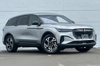 New 2024 Lincoln Nautilus Premier w/ Equipment Group 102A