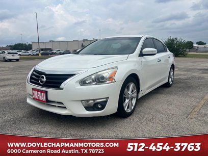 Used 2014 Nissan Altima 2.5 SV w/ Convenience Package