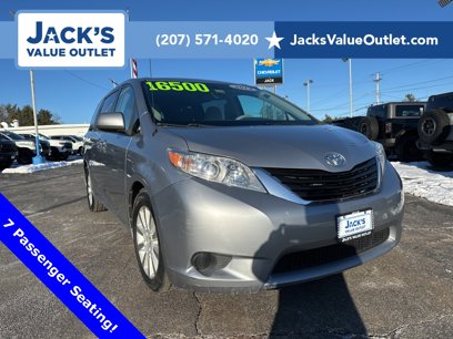 Used 2014 Toyota Sienna LE