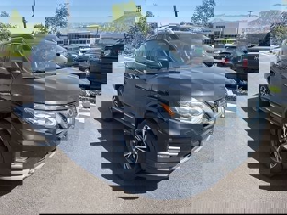 Used 2017 Nissan Rogue SL w/ SL Premium Package