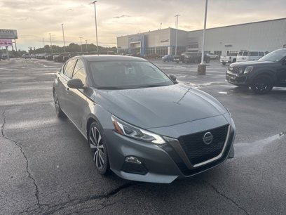 Used 2021 Nissan Altima 2.5 SR w/ SR Premium Package