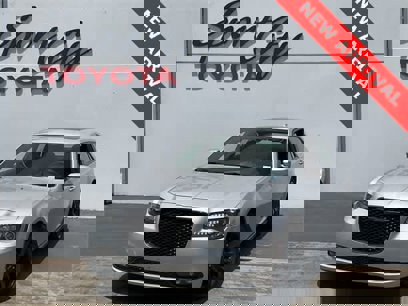 Used 2023 Chrysler 300 S
