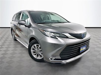Used 2023 Toyota Sienna XLE