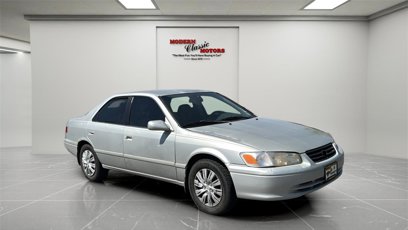 Used 2001 Toyota Camry LE