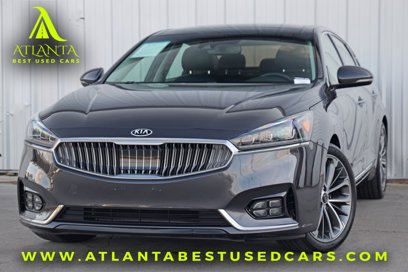 Used 2019 Kia Cadenza Technology