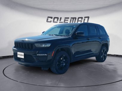 New 2025 Jeep Grand Cherokee Limited w/ Black Appearance Package