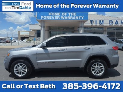 Used 2017 Jeep Grand Cherokee Laredo w/ Quick Order Package 23E