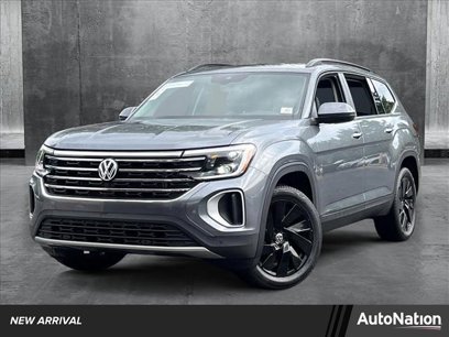 Used 2024 Volkswagen Atlas SE w/ Panoramic Sunroof Package