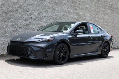 New 2025 Toyota Camry SE