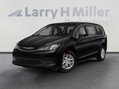 Used 2020 Chrysler Pacifica Touring w/ S Appearance Package