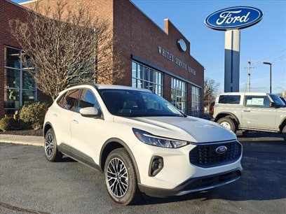 New 2024 Ford Escape SE