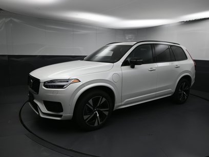 Used 2022 Volvo XC90 T8 R-Design w/ Advanced Package